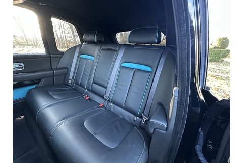 6.75 V12 SUV 5dr Petrol Auto 4WD Euro 6 (563 bhp)