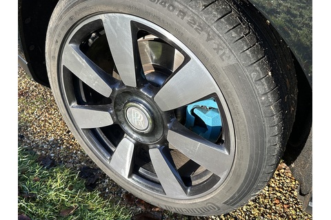 6.75 V12 SUV 5dr Petrol Auto 4WD Euro 6 (563 bhp)