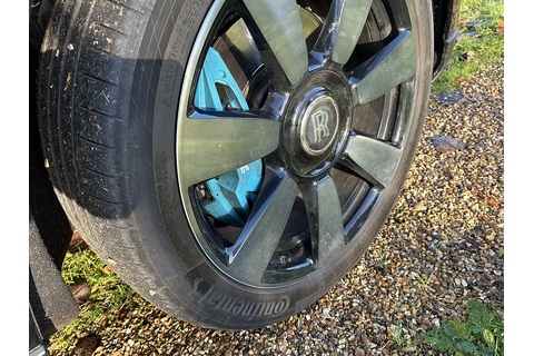 6.75 V12 SUV 5dr Petrol Auto 4WD Euro 6 (563 bhp)