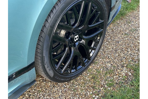 6.0 W12 GTC Supersports Convertible 2dr Petrol Auto 4WD Euro 6 (710 ps)