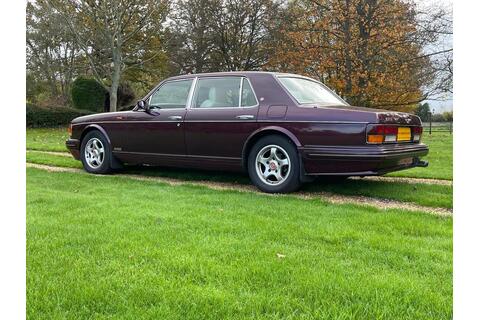 6.8 Saloon 4dr Petrol Automatic (458 g/km400bhp)