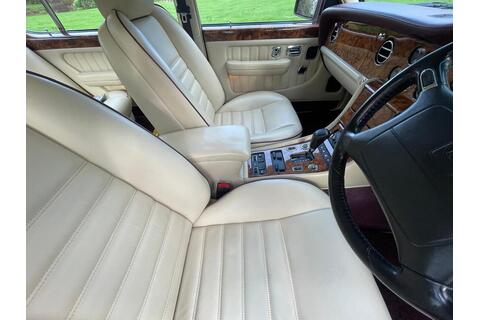 6.8 Saloon 4dr Petrol Automatic (458 g/km400bhp)