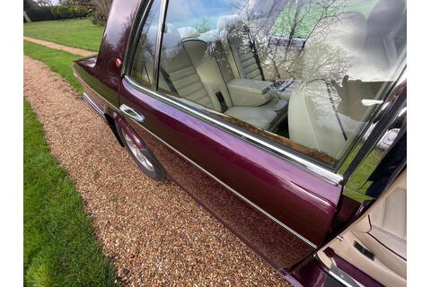 6.8 Saloon 4dr Petrol Automatic (458 g/km400bhp)