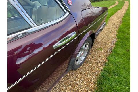 6.8 Saloon 4dr Petrol Automatic (458 g/km400bhp)