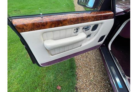 6.8 Saloon 4dr Petrol Automatic (458 g/km400bhp)