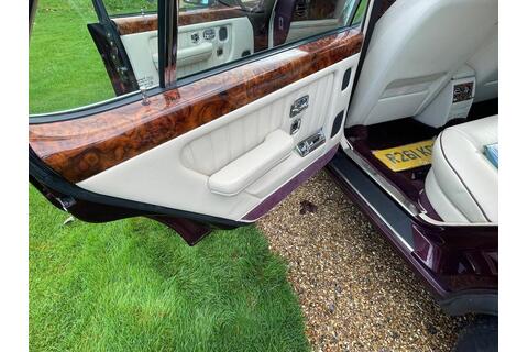 6.8 Saloon 4dr Petrol Automatic (458 g/km400bhp)