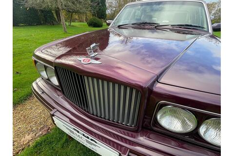 6.8 Saloon 4dr Petrol Automatic (458 g/km400bhp)