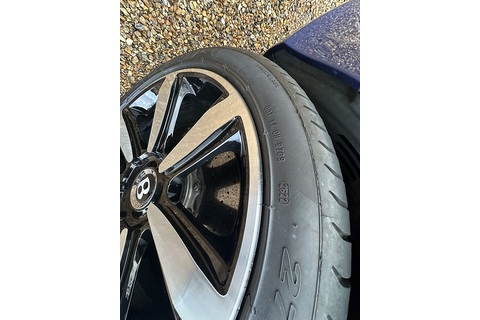 6.0 FlexFuel GT Coupe 2dr Bi Fuel Auto 6Spd 4WD Euro 5 (575 ps)