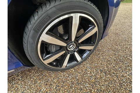 6.0 FlexFuel GT Coupe 2dr Bi Fuel Auto 6Spd 4WD Euro 5 (575 ps)