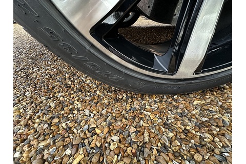 6.0 FlexFuel GT Coupe 2dr Bi Fuel Auto 6Spd 4WD Euro 5 (575 ps)