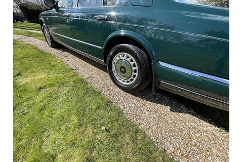 5.4 Saloon 4dr Petrol Automatic (405 g/km, 322 bhp)