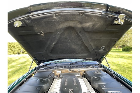 5.4 Saloon 4dr Petrol Automatic (405 g/km, 322 bhp)