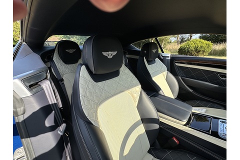 6.0 W12 GT Coupe 2dr Petrol Auto 4WD Euro 6 (635 ps)