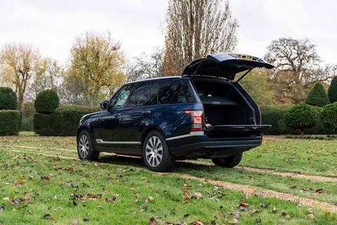  Estate 3.0 Automatic Petrol LHD
