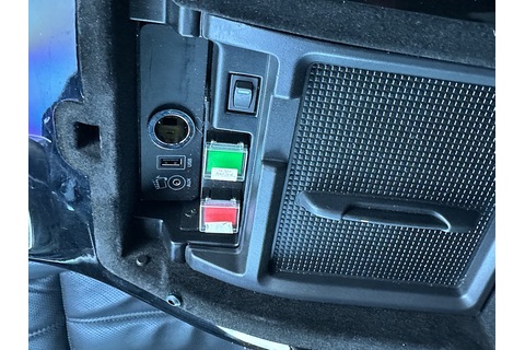  Estate 3.0 Automatic Petrol LHD