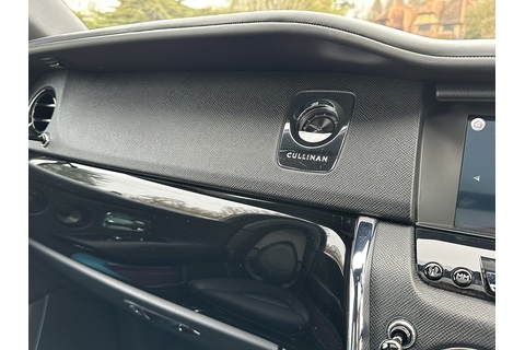 6.75 V12 SUV 5dr Petrol Auto 4WD Euro 6 (563 bhp)