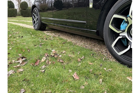 6.75 V12 SUV 5dr Petrol Auto 4WD Euro 6 (563 bhp)