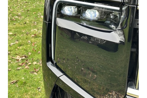 6.75 V12 SUV 5dr Petrol Auto 4WD Euro 6 (563 bhp)