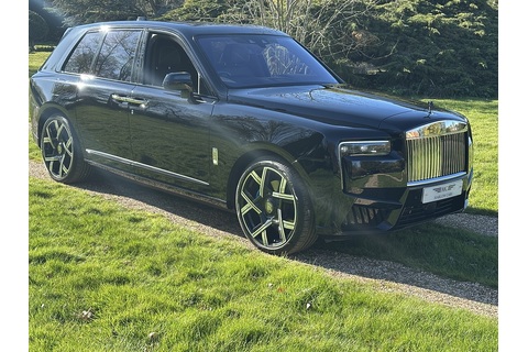6.75 V12 SUV 5dr Petrol Auto 4WD Euro 6 (563 bhp)