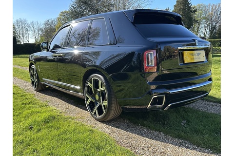 6.75 V12 SUV 5dr Petrol Auto 4WD Euro 6 (563 bhp)