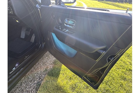 6.75 V12 SUV 5dr Petrol Auto 4WD Euro 6 (563 bhp)