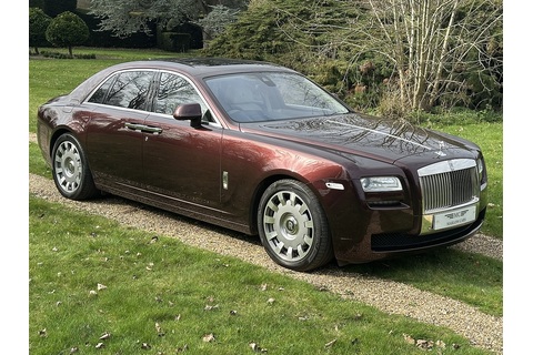 6.6 V12 Saloon 4dr Petrol Auto Euro 5 (563 bhp)