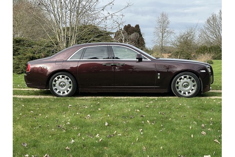 6.6 V12 Saloon 4dr Petrol Auto Euro 5 (563 bhp)