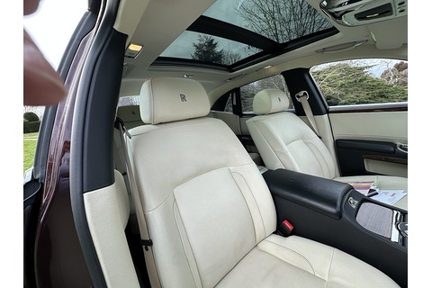 6.6 V12 Saloon 4dr Petrol Auto Euro 5 (563 bhp)
