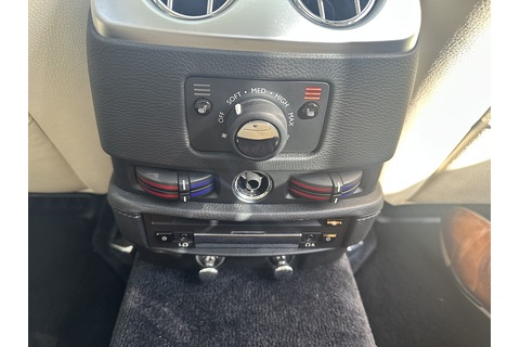 6.6 V12 Saloon 4dr Petrol Auto Euro 5 (563 bhp)