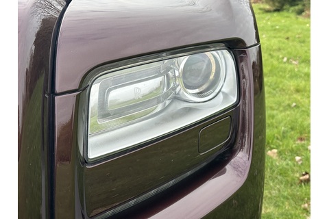 6.6 V12 Saloon 4dr Petrol Auto Euro 5 (563 bhp)