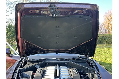 6.6 V12 Saloon 4dr Petrol Auto Euro 5 (563 bhp)