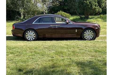 6.6 V12 Saloon 4dr Petrol Auto Euro 5 (563 bhp)