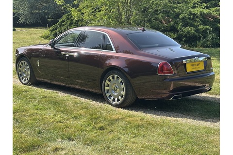6.6 V12 Saloon 4dr Petrol Auto Euro 5 (563 bhp)