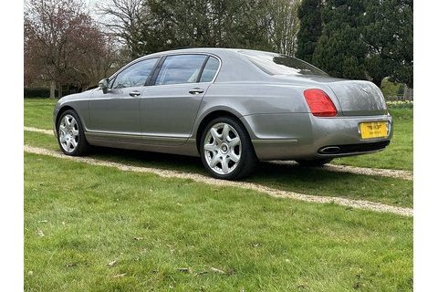  Saloon 6.0 Petrol