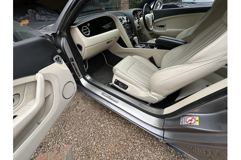 6.0 GT Coupe 2dr Petrol Automatic (384 g/km, 567 bhp)