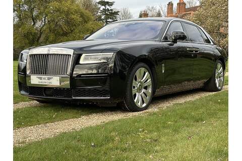 6.75 V12 Saloon 4dr Petrol Auto 4WD Euro 6 (EWB, 4 Seat) (571 ps)