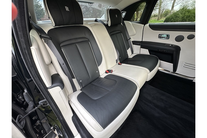 Rolls-Royce Ghost EWB V12 - U355