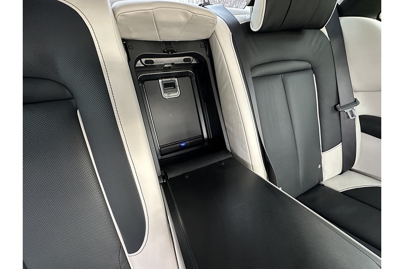 Rolls-Royce Ghost EWB V12 - U355