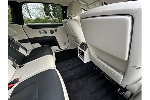 6.75 V12 Saloon 4dr Petrol Auto 4WD Euro 6 (EWB, 4 Seat) (571 ps)