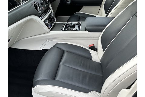 6.75 V12 Saloon 4dr Petrol Auto 4WD Euro 6 (EWB, 4 Seat) (571 ps)