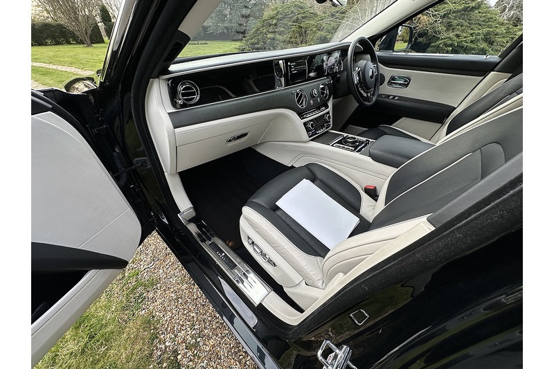Rolls-Royce Ghost EWB V12 - U355