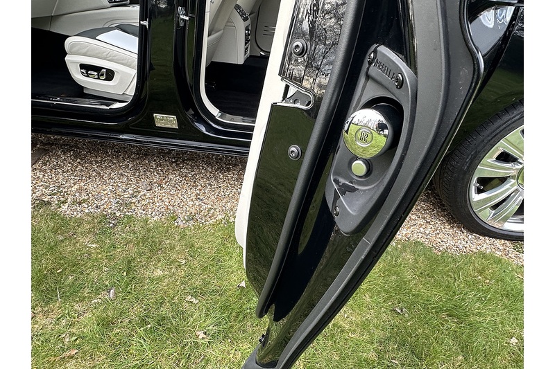 Rolls-Royce Ghost EWB V12 - U355