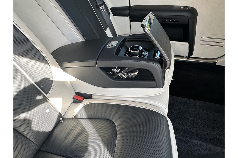 Rolls-Royce Ghost EWB V12 - U355
