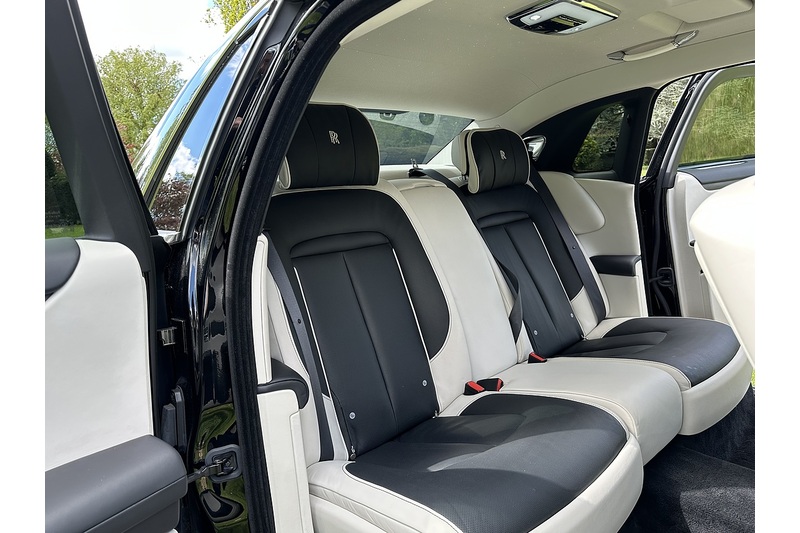 Rolls-Royce Ghost EWB V12 - U355
