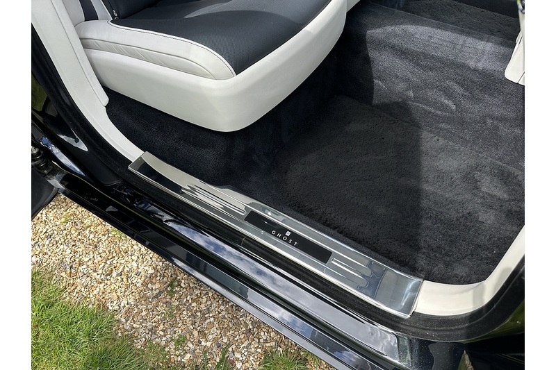 Rolls-Royce Ghost EWB V12 - U355