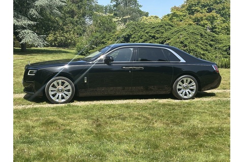 6.75 V12 Saloon 4dr Petrol Auto 4WD Euro 6 (EW 5 Seat) (571 ps)