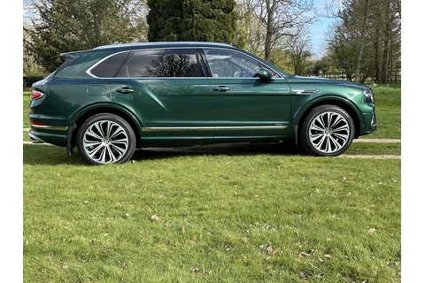 4.0 V8 Azure EWB SUV 5dr Petrol Auto 4WD Euro 6 (s/s) (550 ps)