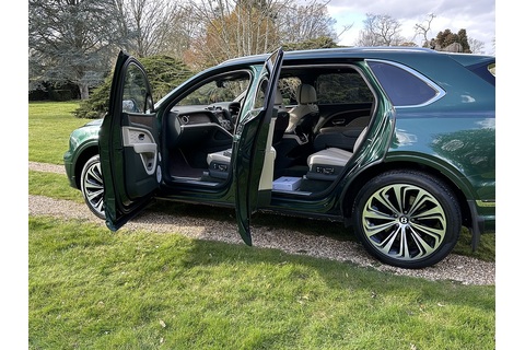 4.0 V8 Azure EWB SUV 5dr Petrol Auto 4WD Euro 6 (s/s) (550 ps)