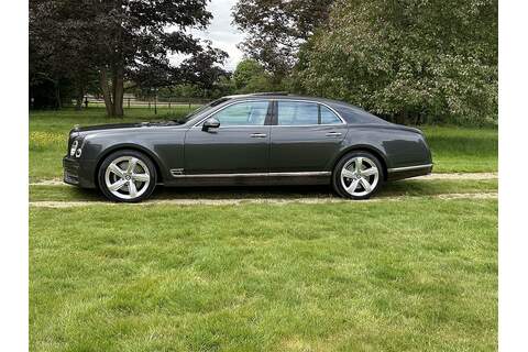 6.75 V8 Speed Saloon 4dr Petrol Auto Euro 6 (530 bhp)