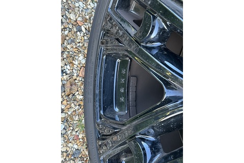 4.0 V8 SUV 5dr Petrol Auto 4WD Euro 6 (s/s) (550 ps)